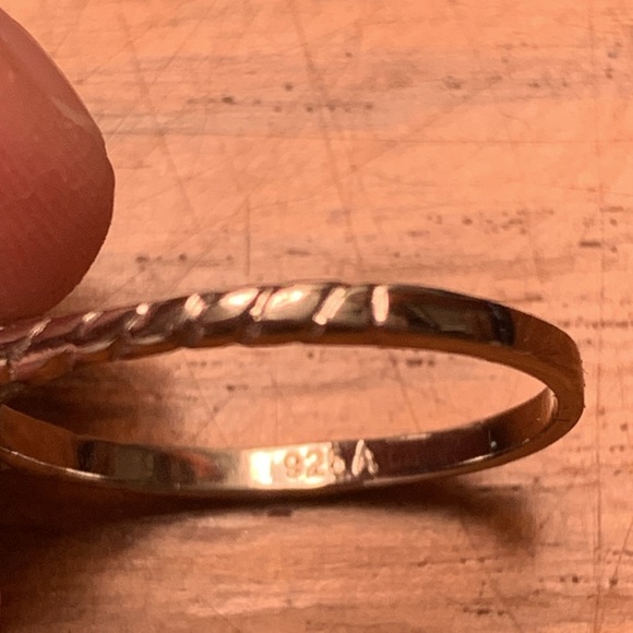 Oval Natural Iolite Oval Solitaire Ring Sterling silver 925 Sz 9 and Sz 11 - Picture 8 of 9